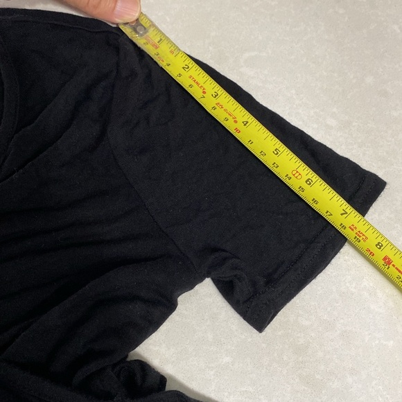 Nasty Gal Give It Your Best Shot Tie Crop Top Size Small Black ⭐️⭐️⭐️⭐️⭐️ - Picture 8 of 17